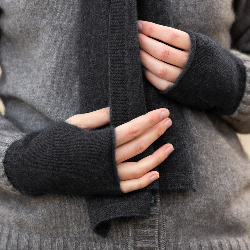 Noble Wilde Handwarmer