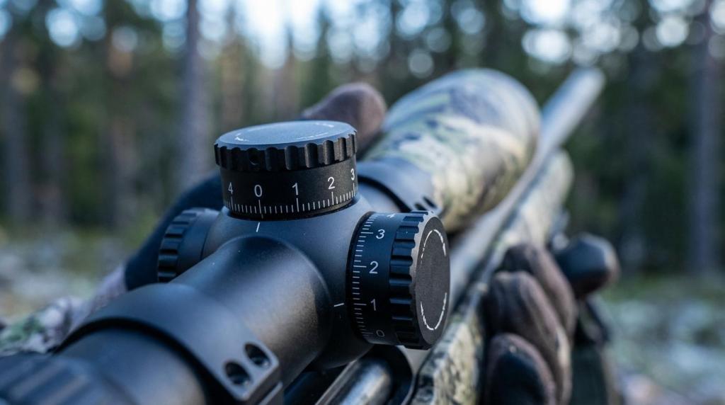 Sigtemidler forklaret: 4A-I, BDC, belyst punkt og ballistisk tårn