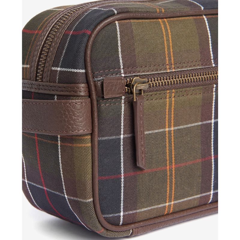 Barbour Tartan & Leather Washbag